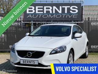 Hoofdafbeelding Volvo V40 Volvo V40 2.0 T3|Navigatie|Stoelverwarming| Parkeersensoren