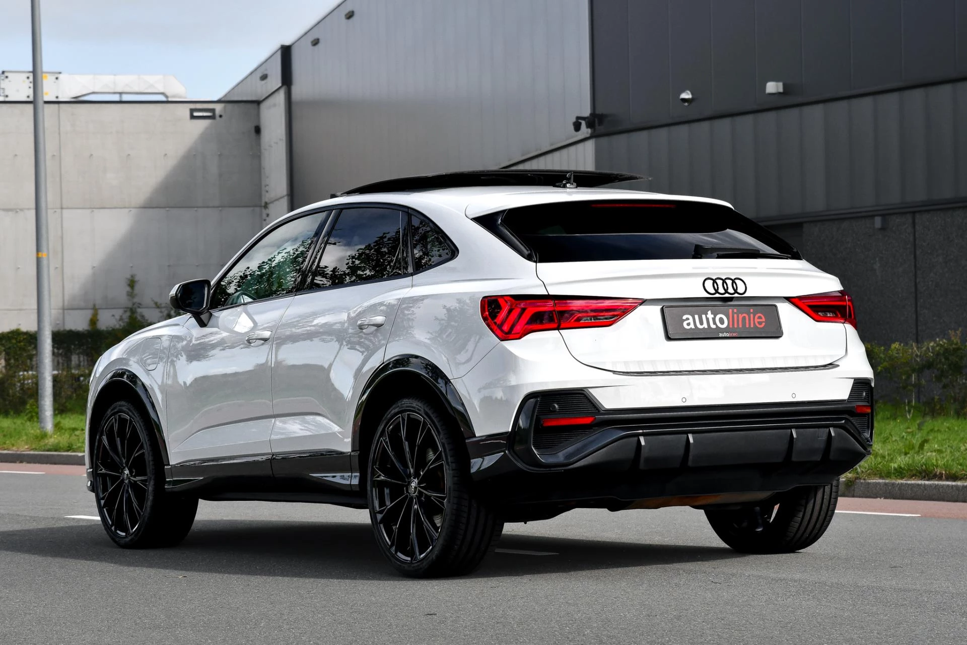 Hoofdafbeelding Audi Q3