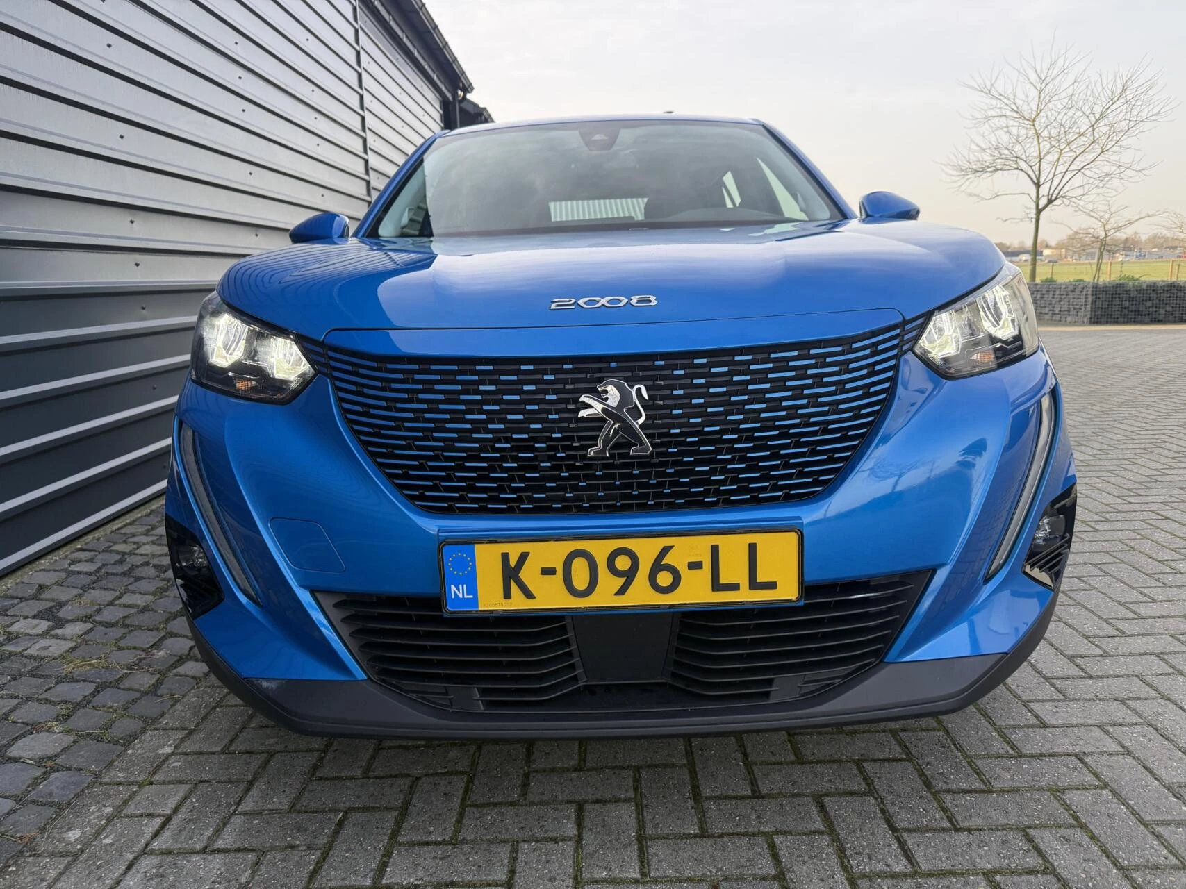 Hoofdafbeelding Peugeot e-2008