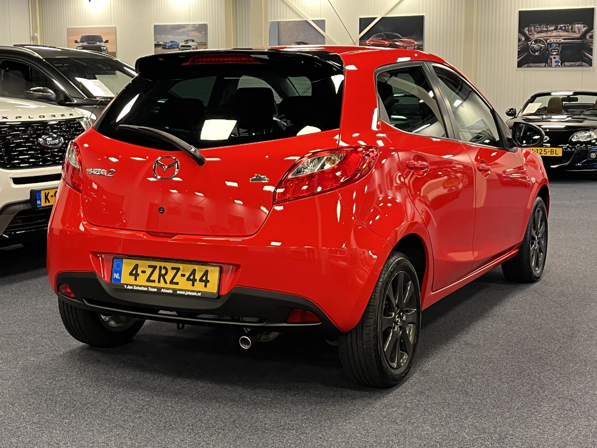 Hoofdafbeelding Mazda 2