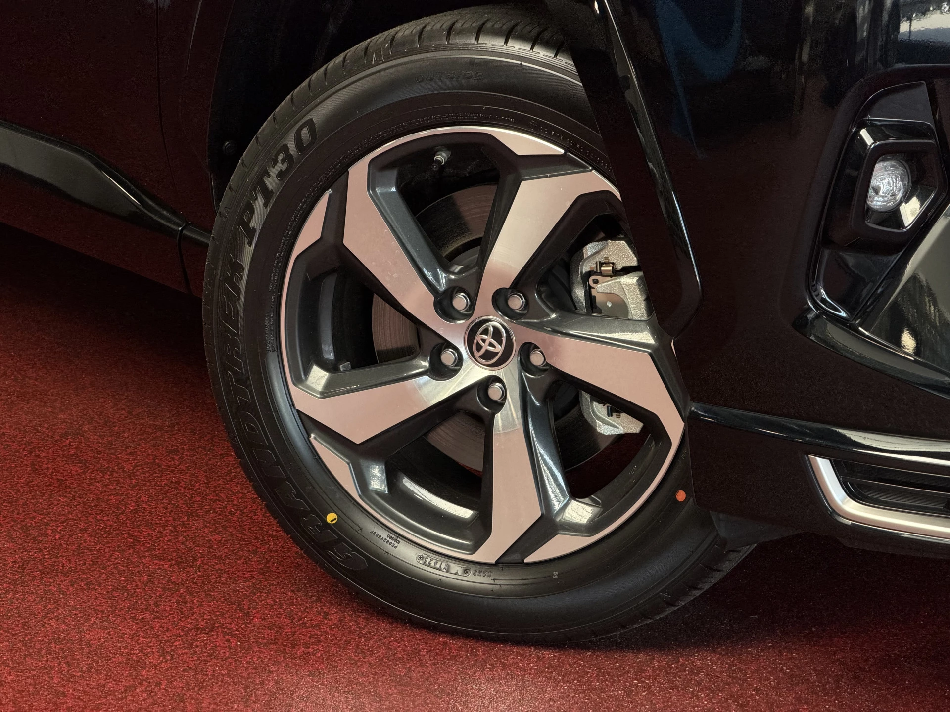 Hoofdafbeelding Toyota RAV4
