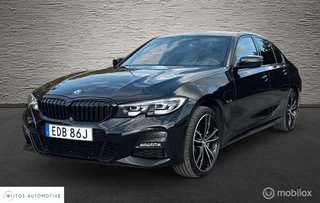 Hoofdafbeelding BMW 3 Serie BMW 3-serie 330e xDrive M-Sport, trekhaak