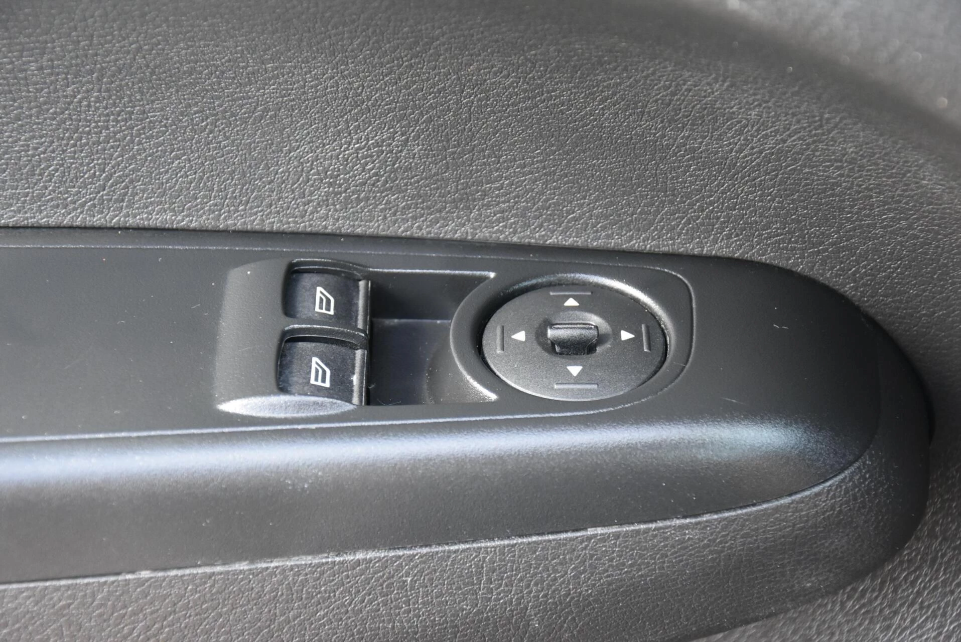 Hoofdafbeelding Ford Transit Courier