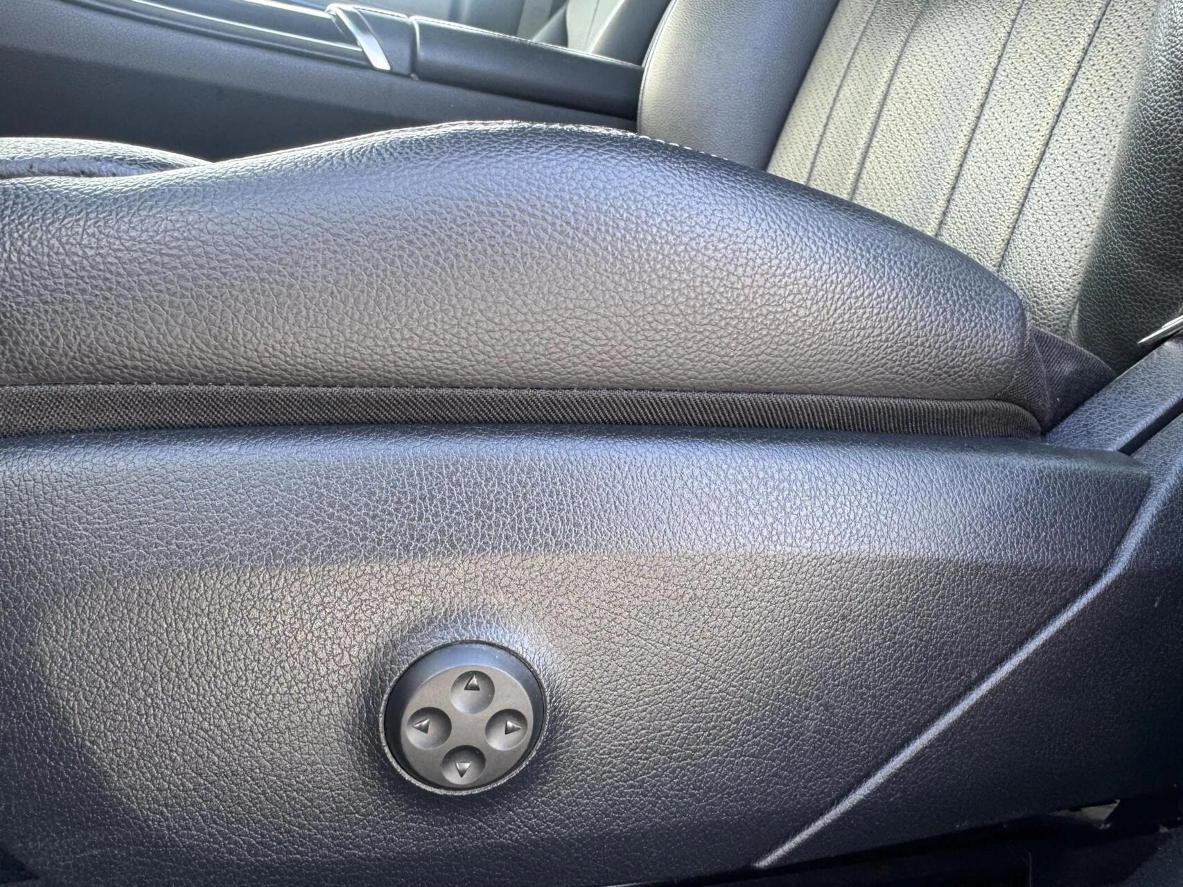 Hoofdafbeelding Mercedes-Benz EQE