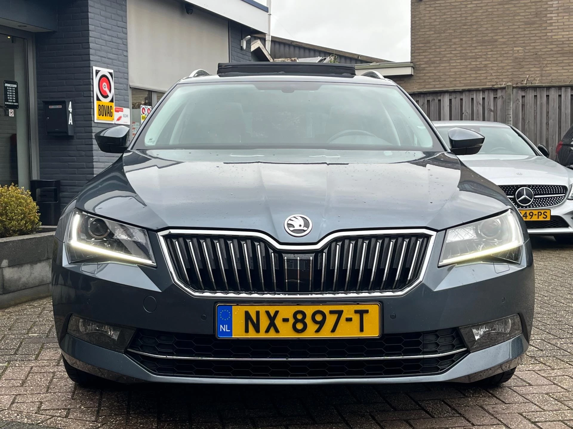 Hoofdafbeelding Škoda Superb