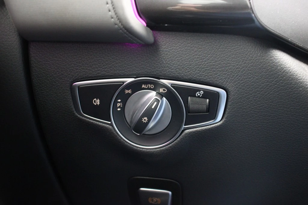 Hoofdafbeelding Mercedes-Benz EQC