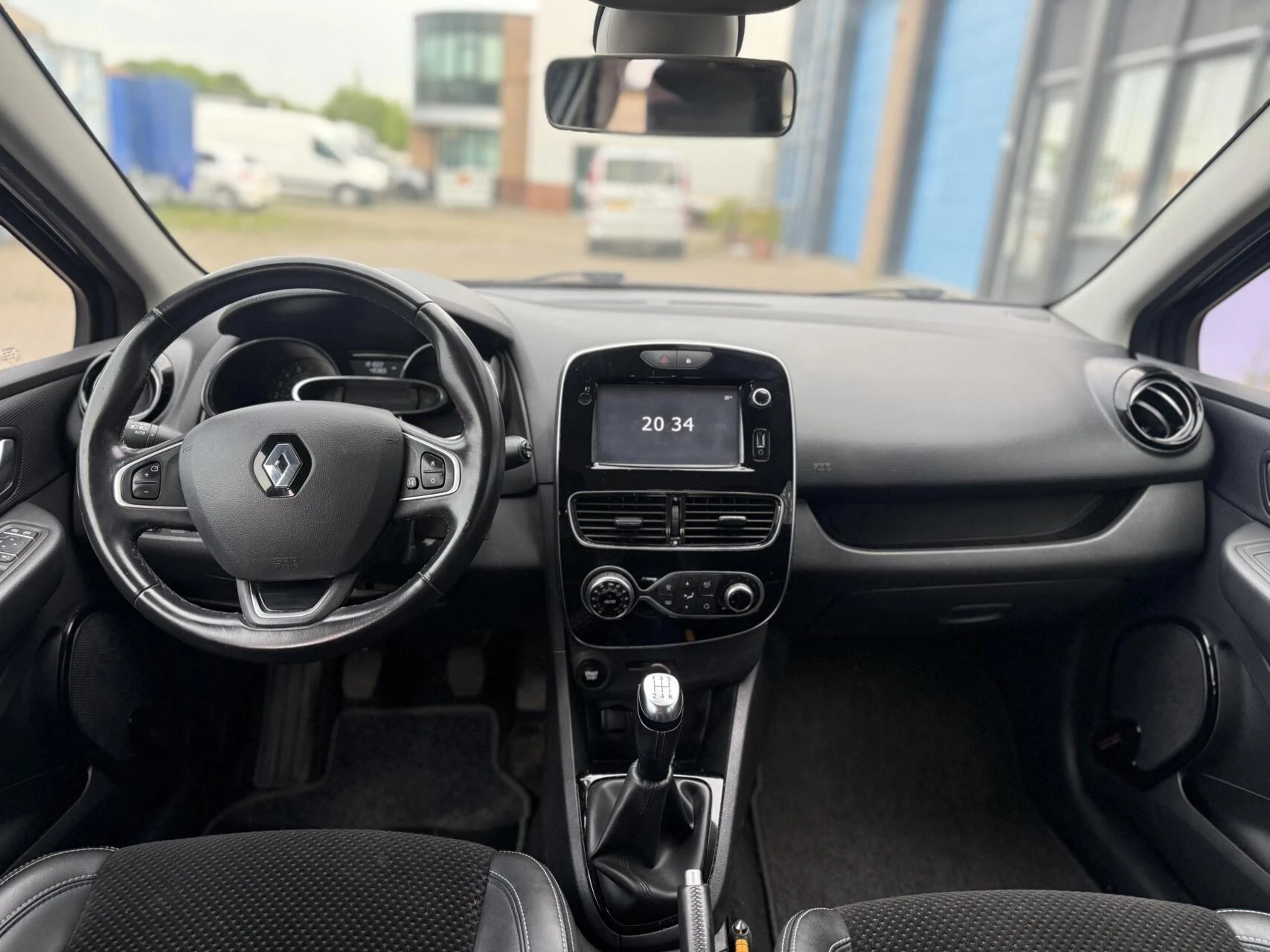 Hoofdafbeelding Renault Clio