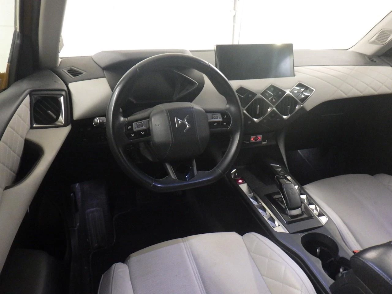 Hoofdafbeelding DS DS 3