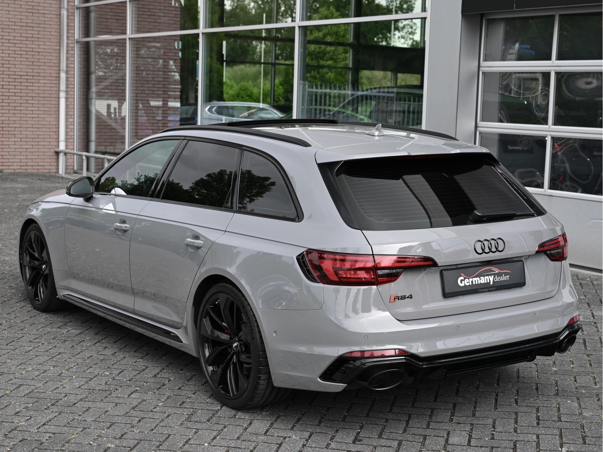 Hoofdafbeelding Audi RS4