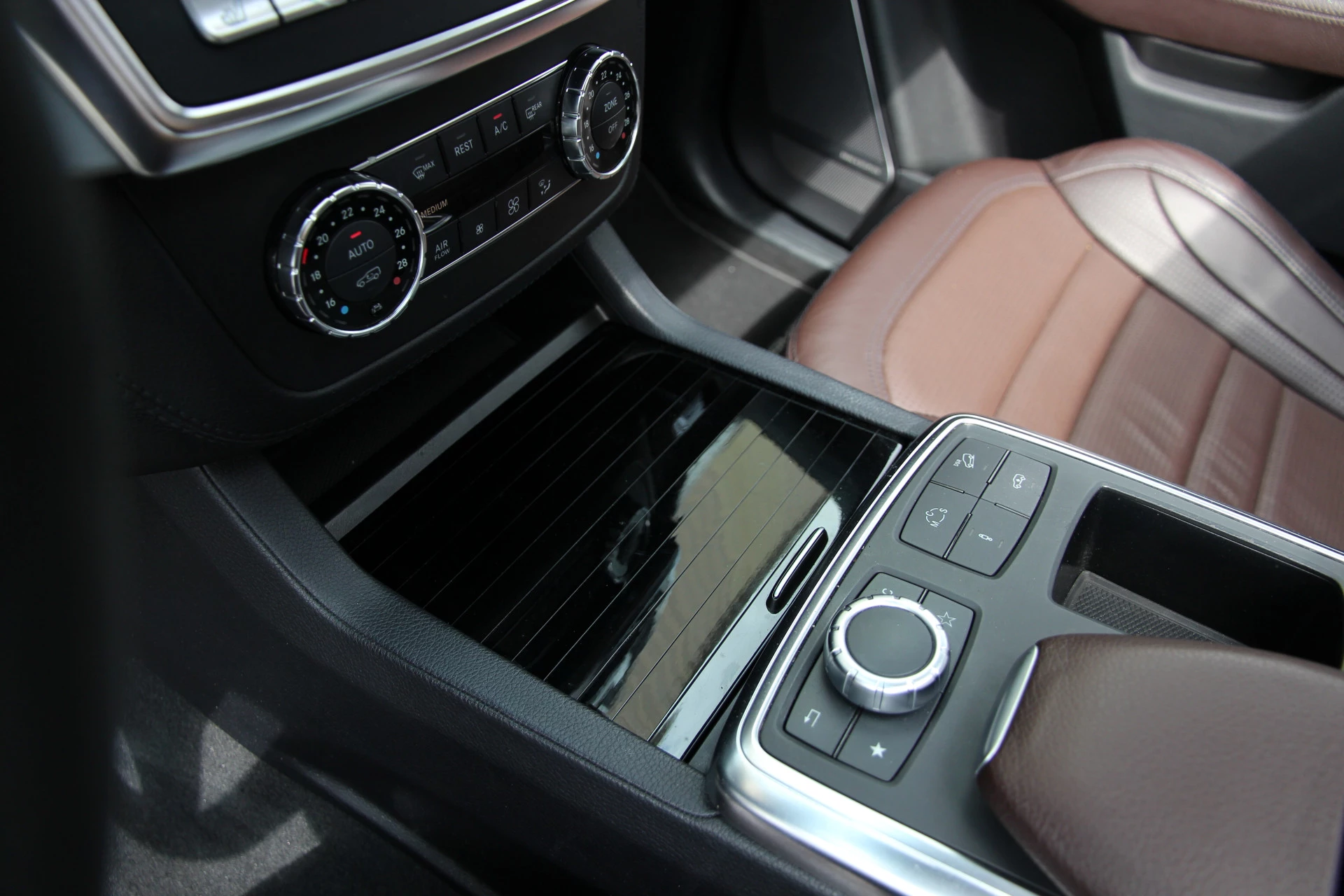 Hoofdafbeelding Mercedes-Benz M-Klasse