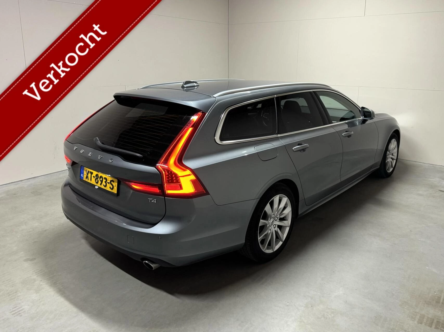 Hoofdafbeelding Volvo V90