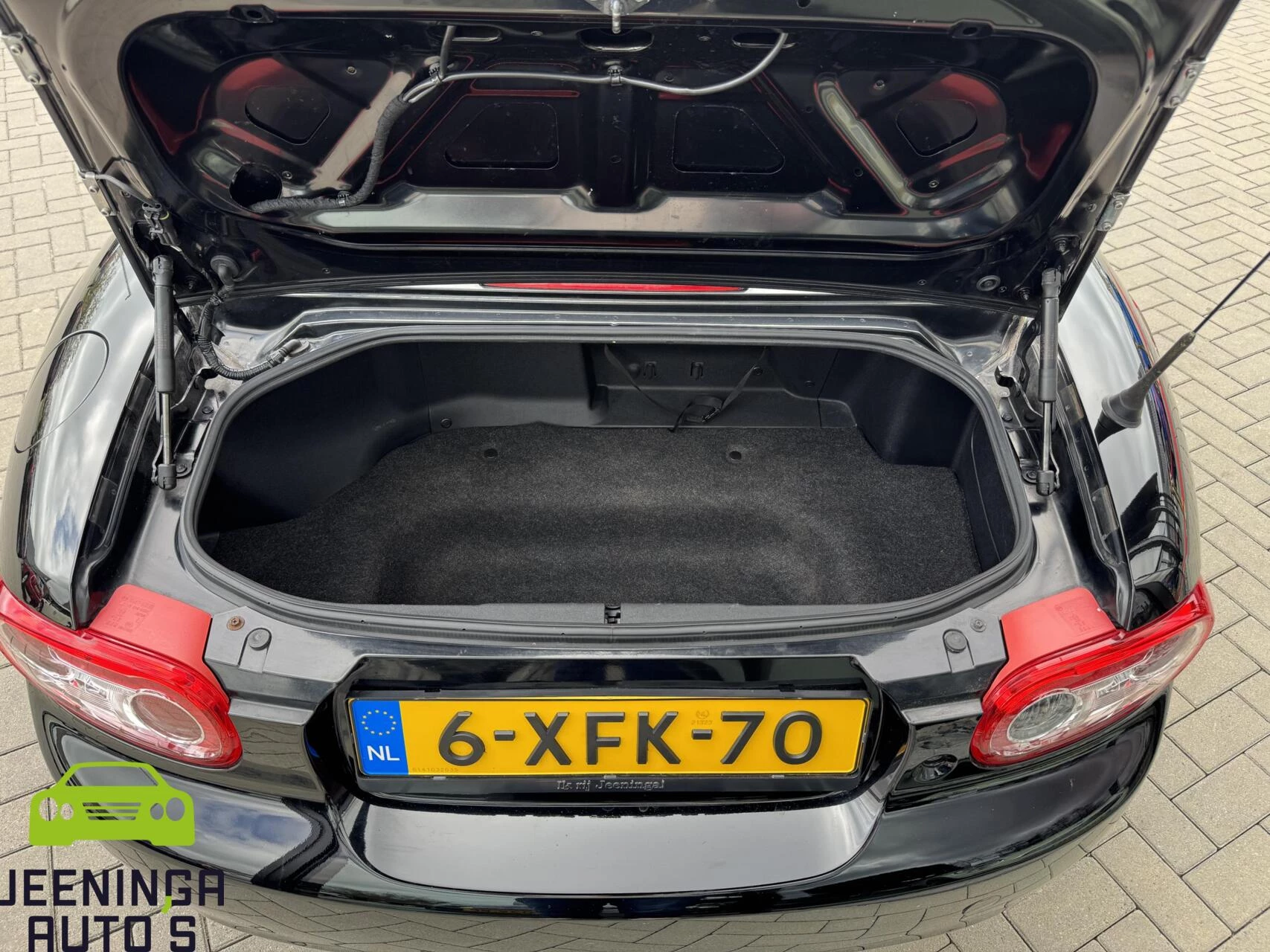 Hoofdafbeelding Mazda MX-5