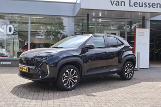 Toyota Yaris Cross HYBRID 115 FIRST EDITION STOEL-STUUR-RUITENWISSER VERW. KEYLESS AD-CRUISE APPLE/ANDROID