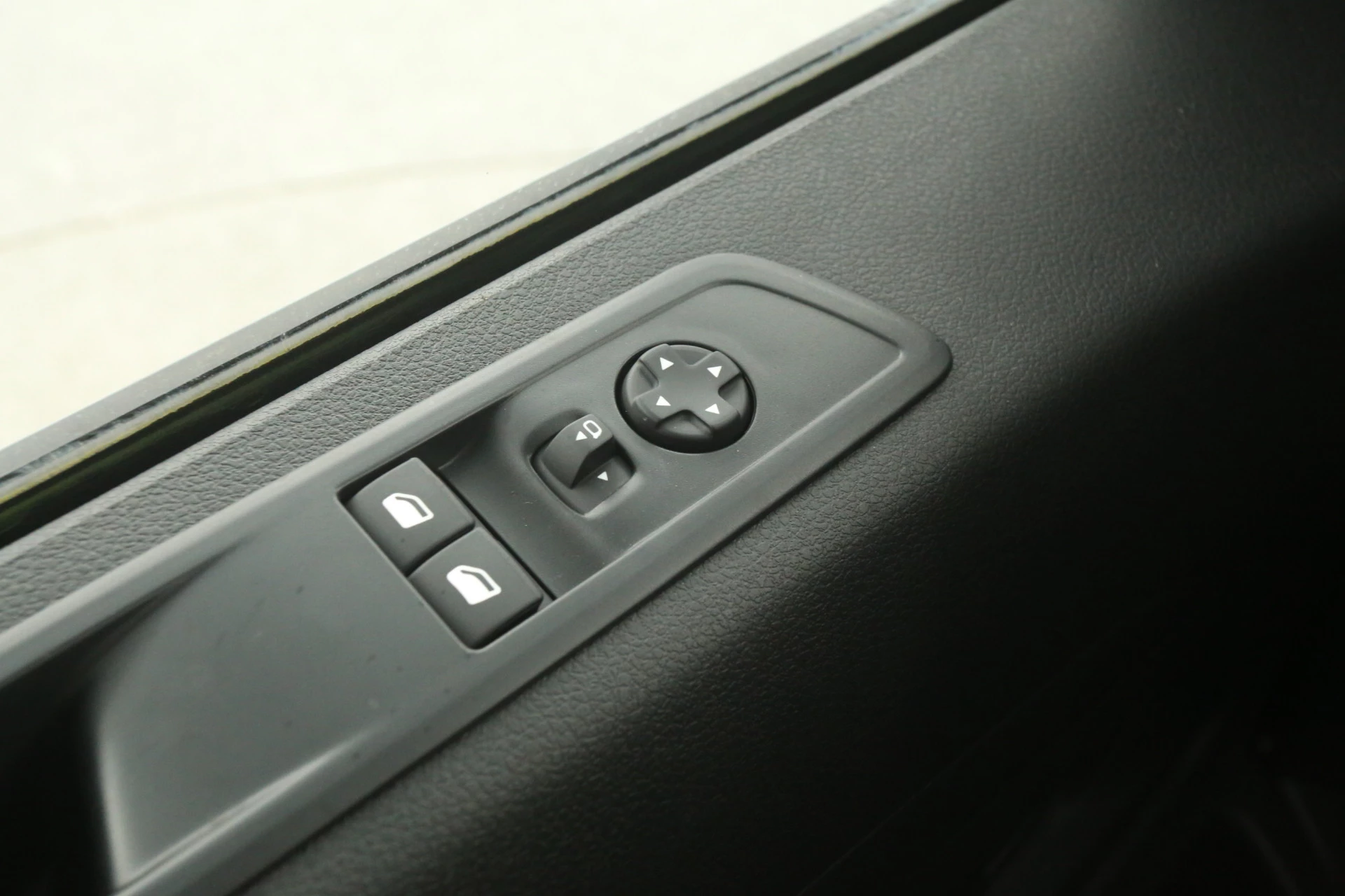 Hoofdafbeelding Peugeot e-Expert