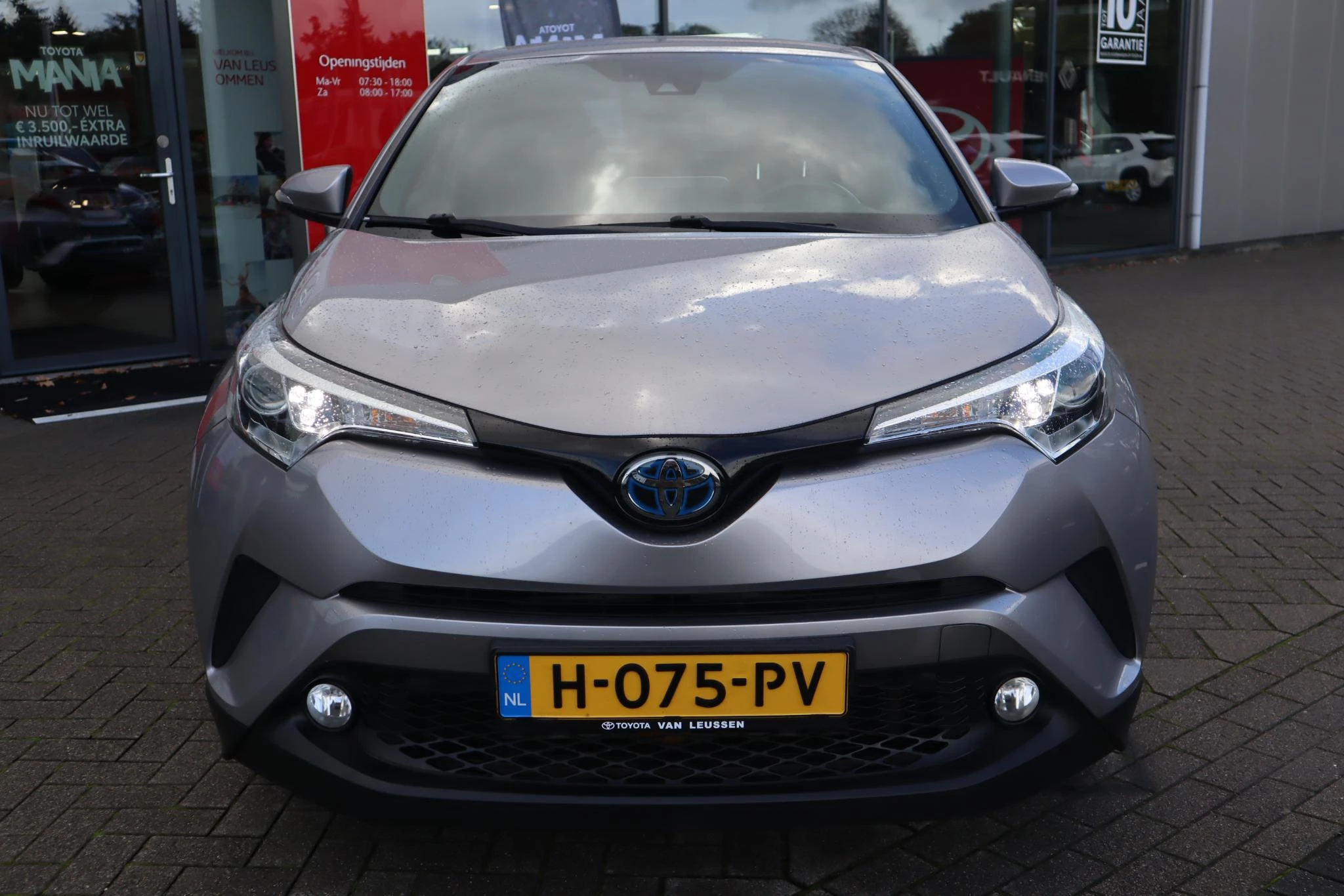 Hoofdafbeelding Toyota C-HR