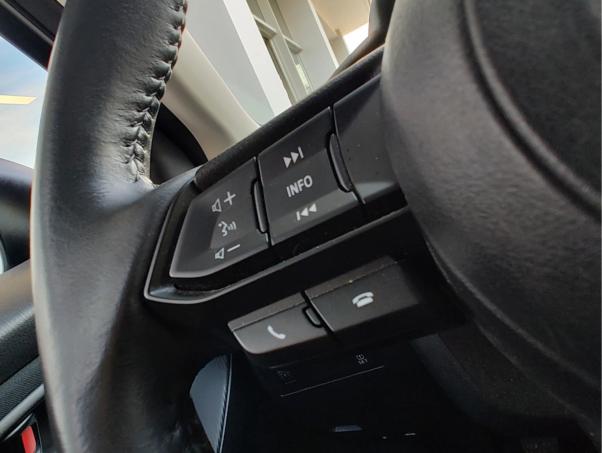 Hoofdafbeelding Mazda 2