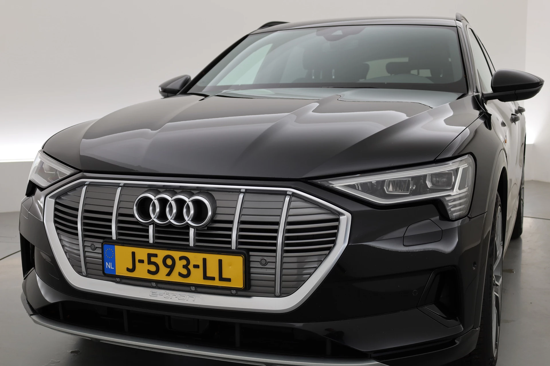 Hoofdafbeelding Audi e-tron