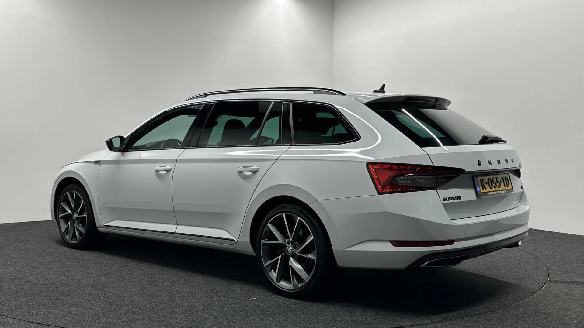 Hoofdafbeelding Škoda Superb