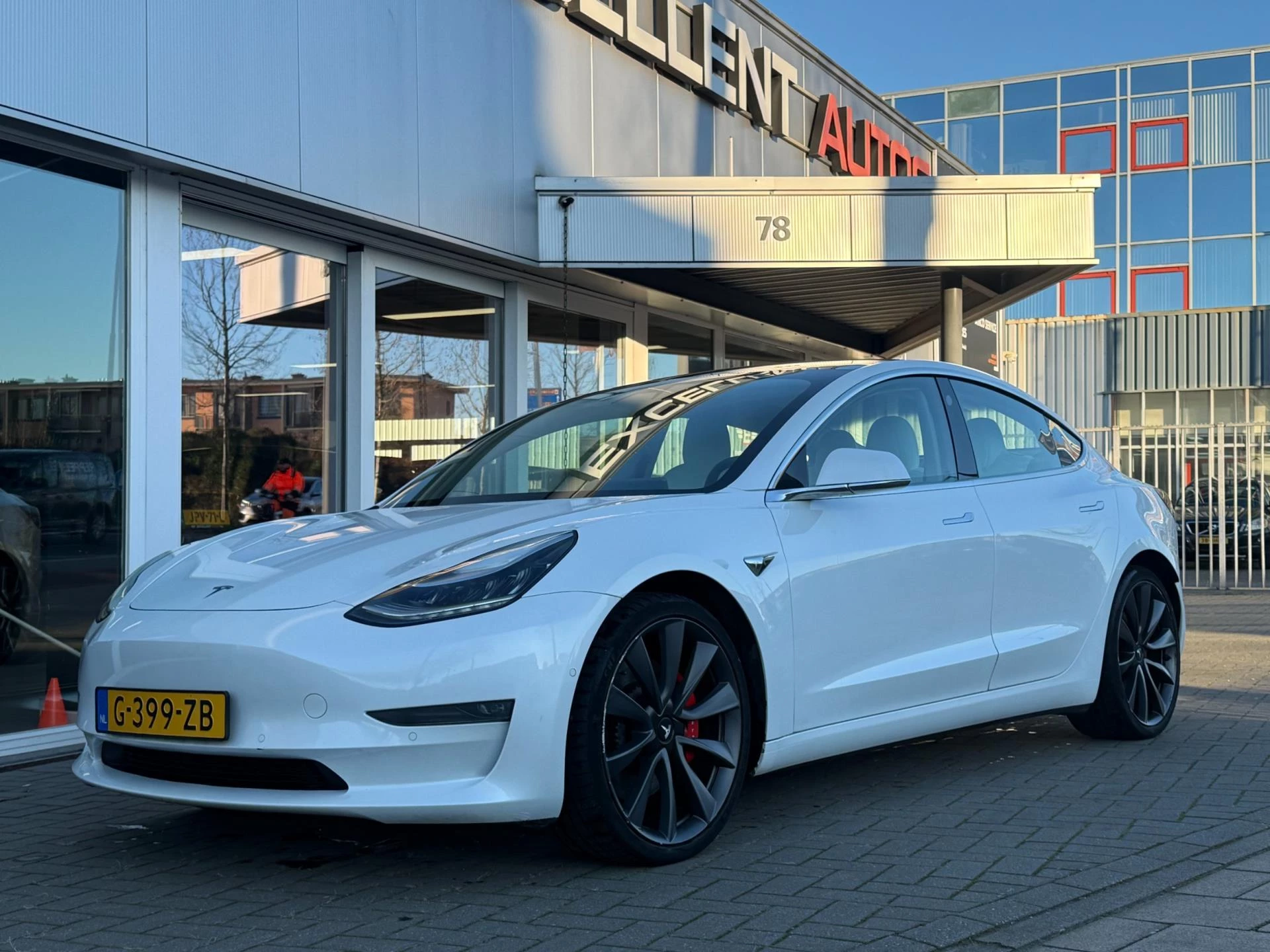 Hoofdafbeelding Tesla Model 3