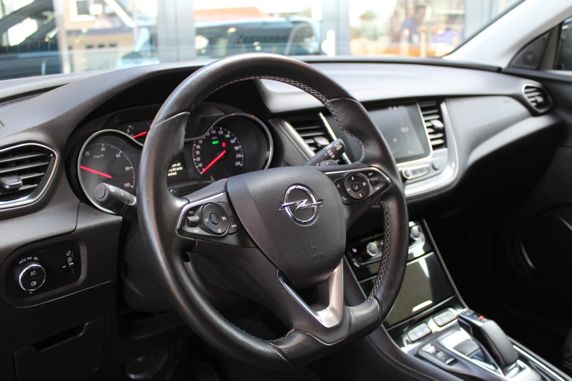 Hoofdafbeelding Opel Grandland X