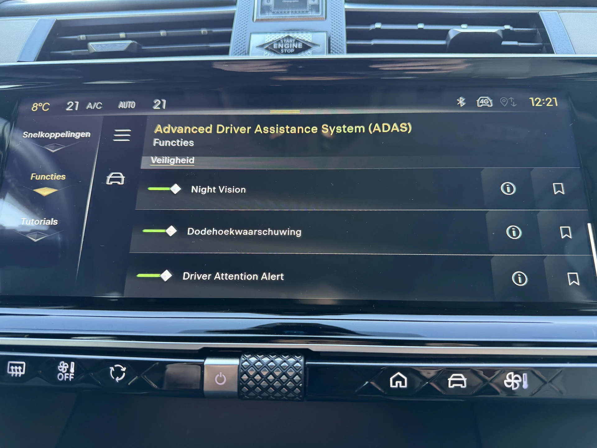 Hoofdafbeelding DS DS 9