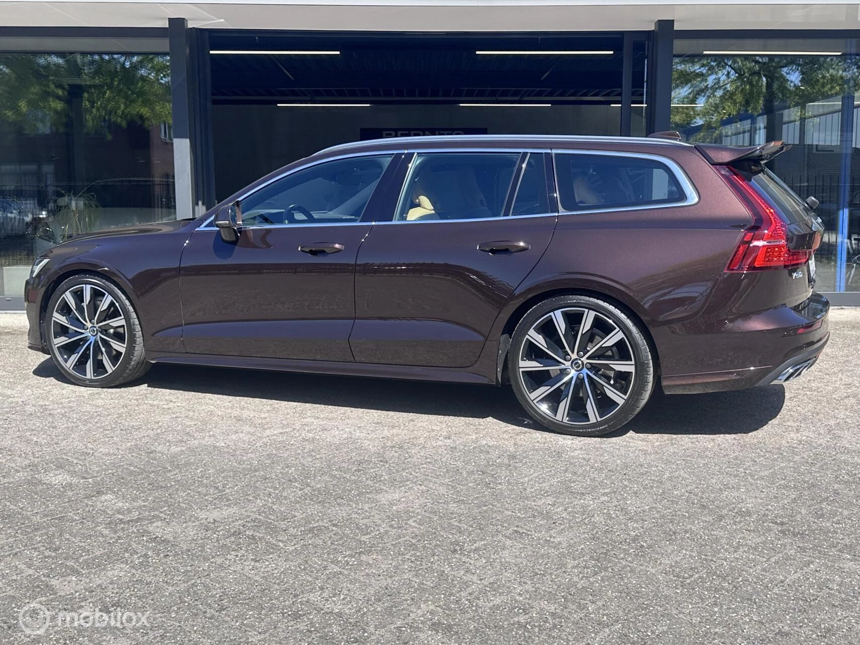Hoofdafbeelding Volvo V60