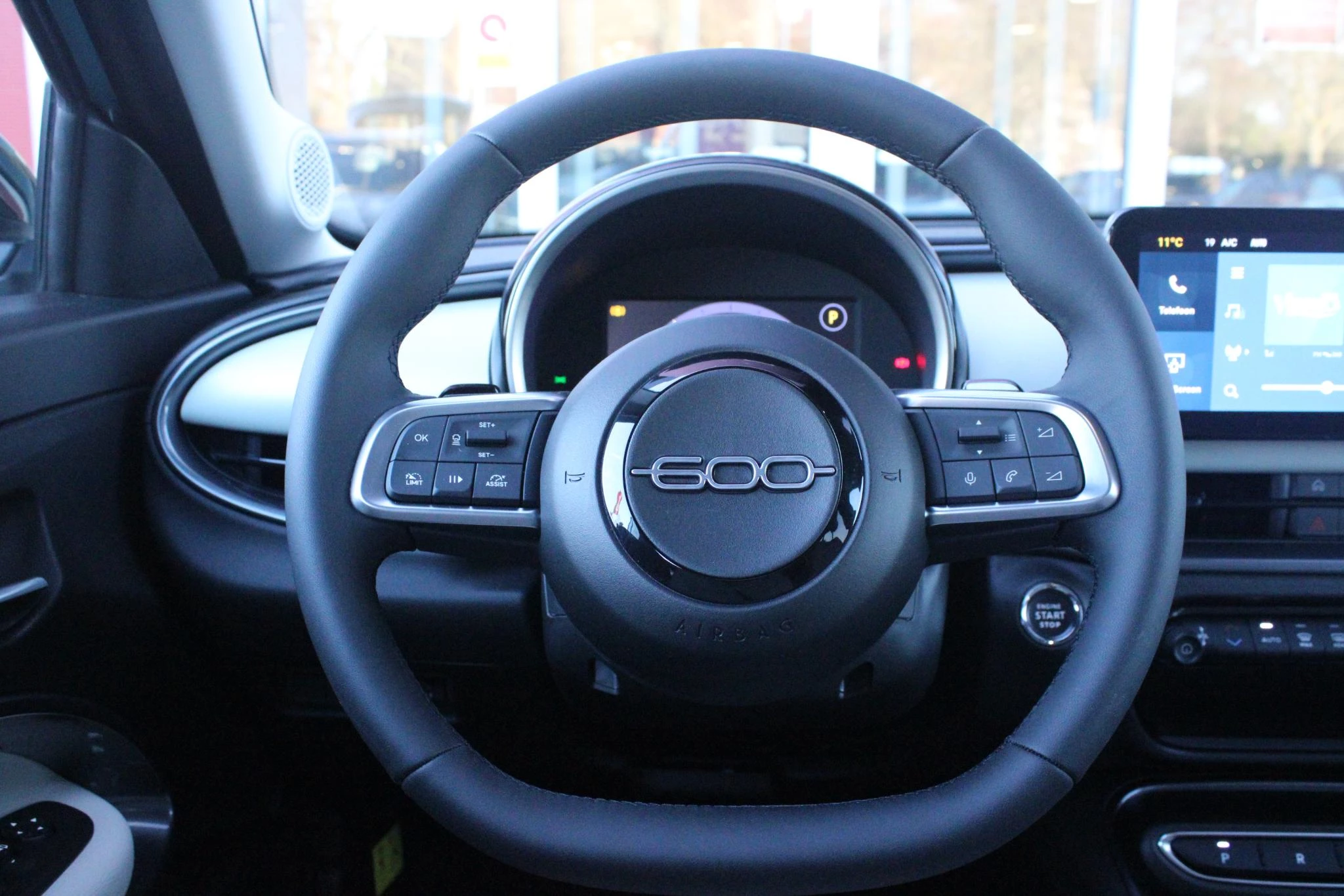 Hoofdafbeelding Fiat 600