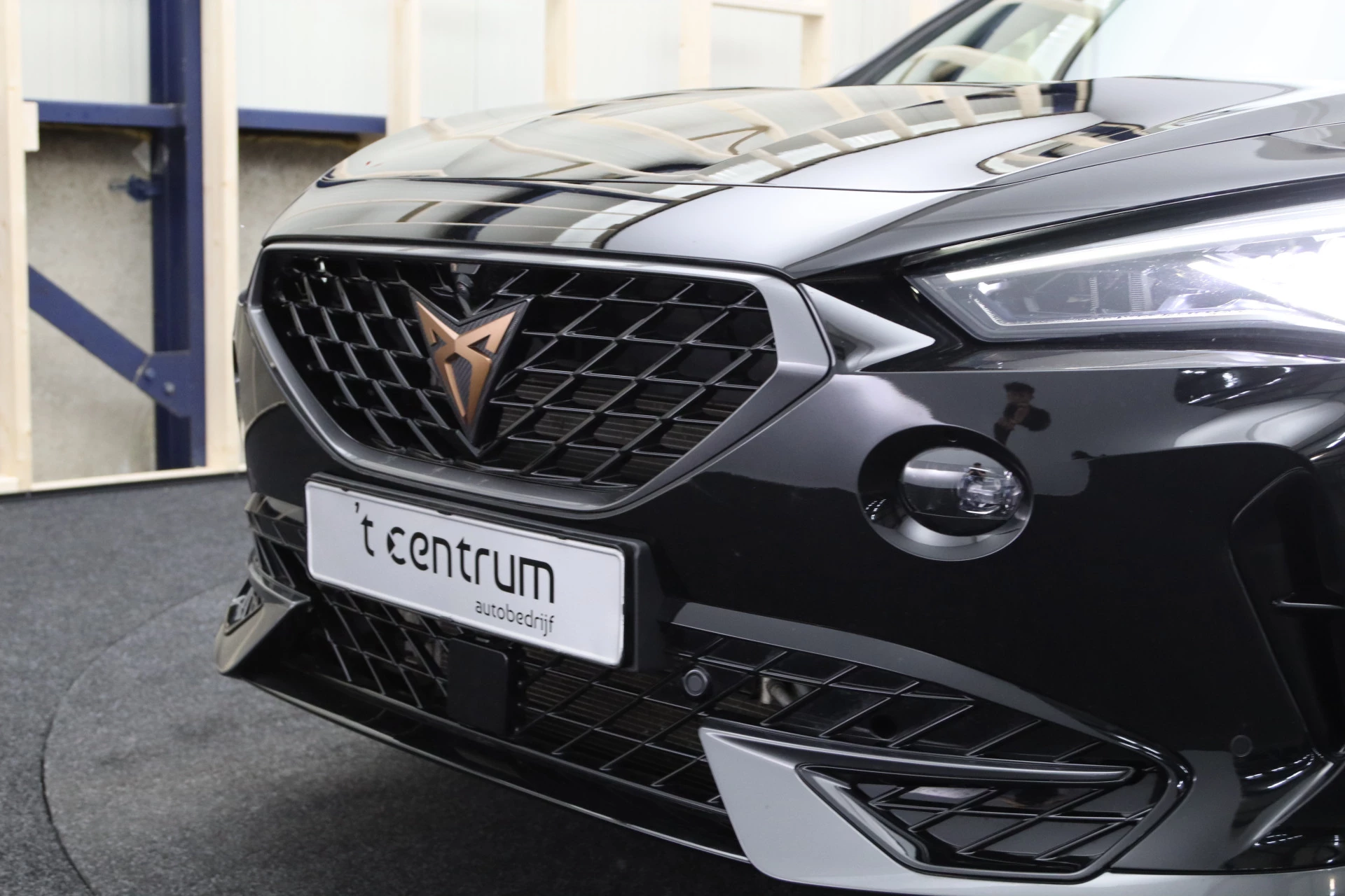 Hoofdafbeelding CUPRA Formentor