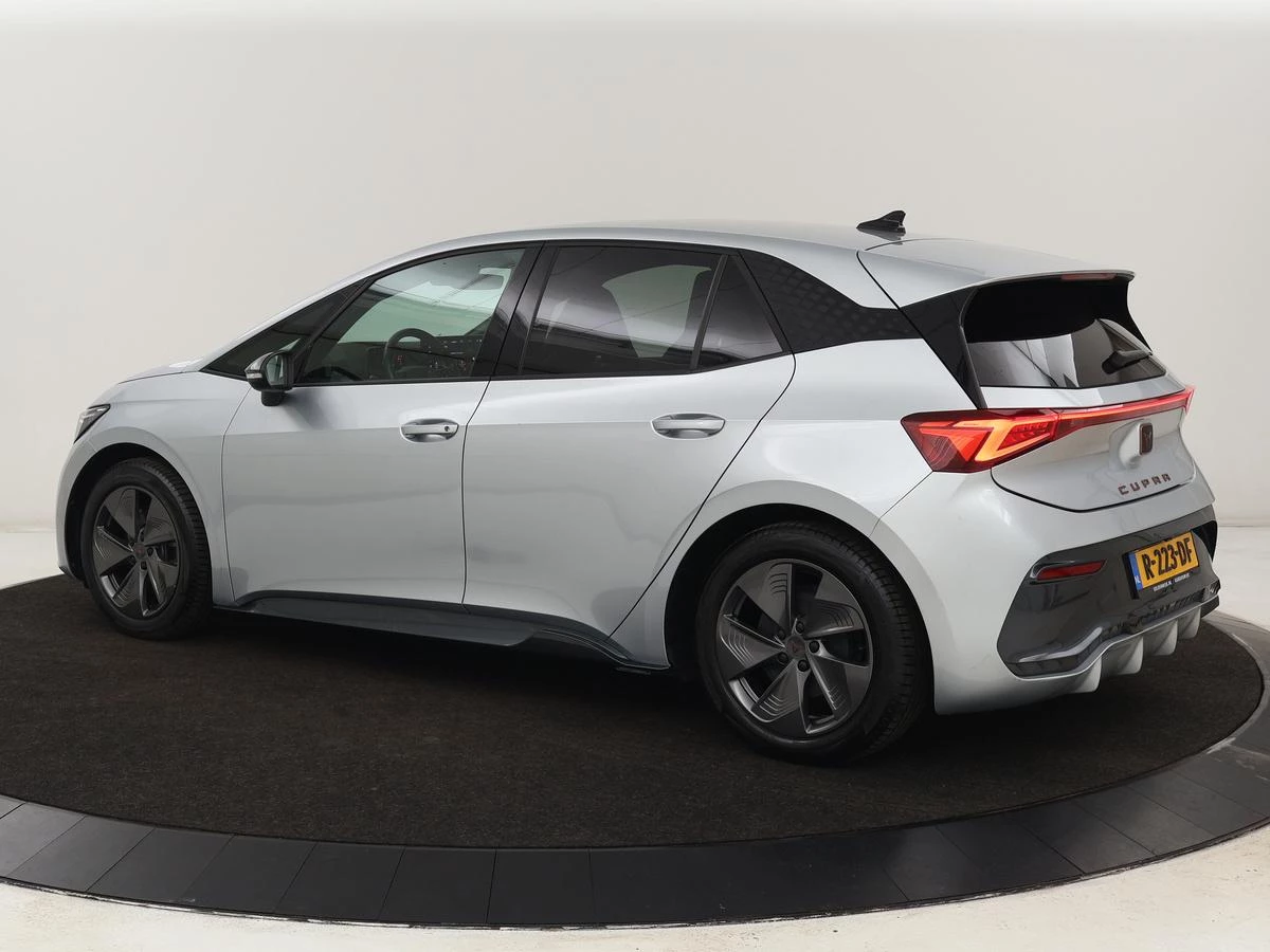 Hoofdafbeelding CUPRA Born