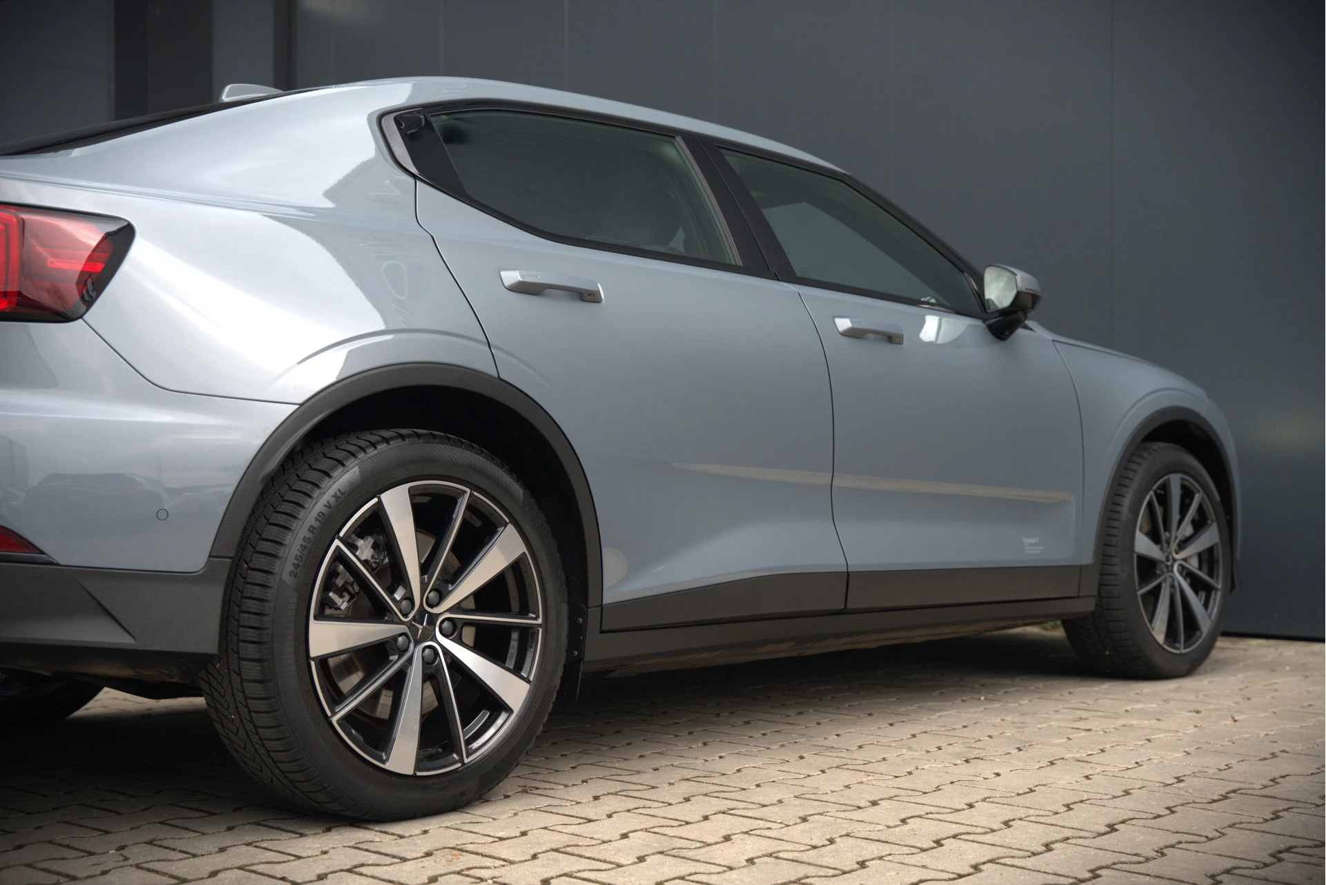 Hoofdafbeelding Polestar 2