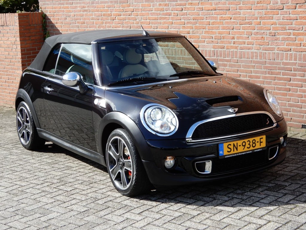 Hoofdafbeelding MINI Cooper S Cabrio