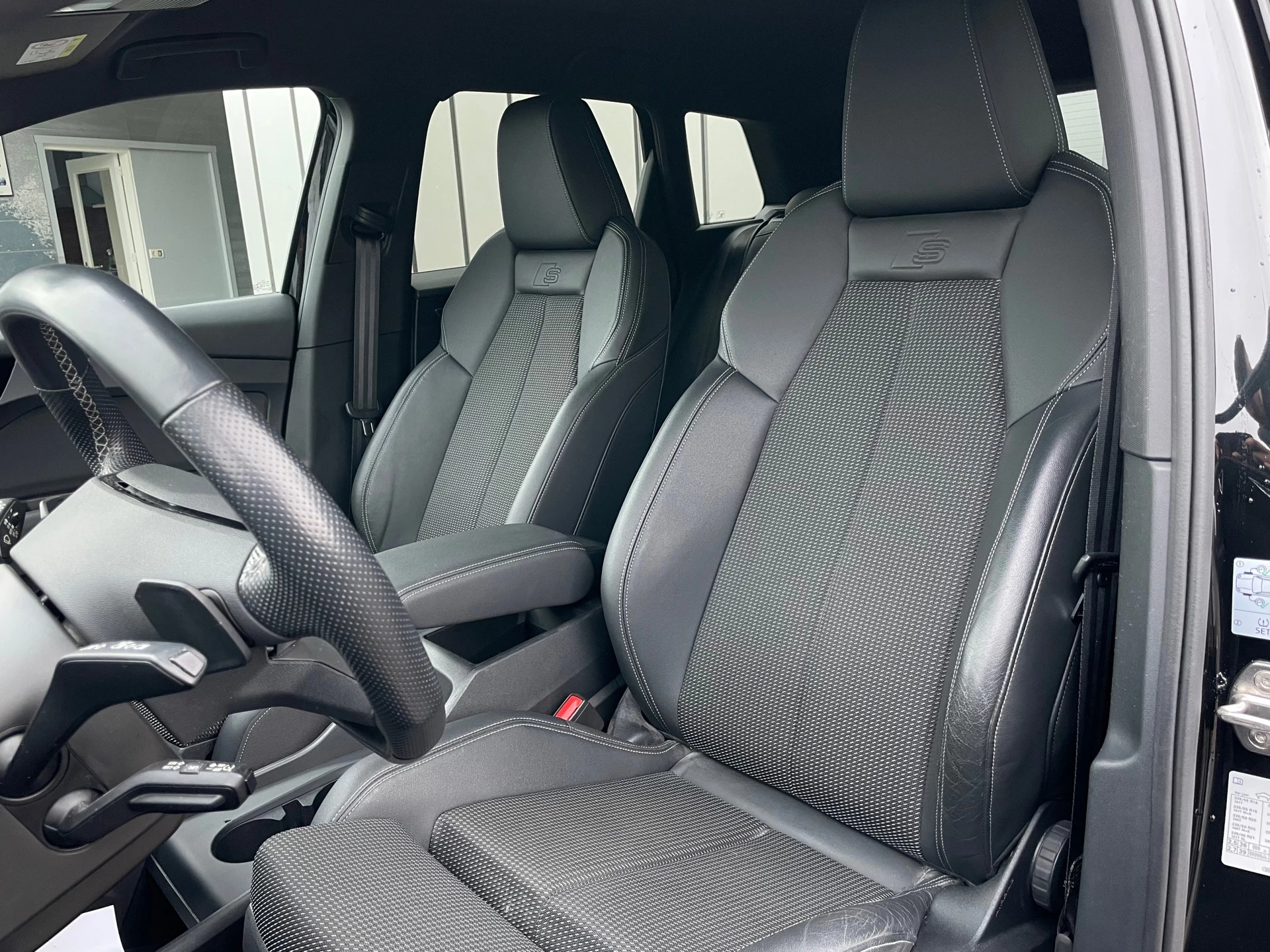 Hoofdafbeelding Audi Q4 e-tron