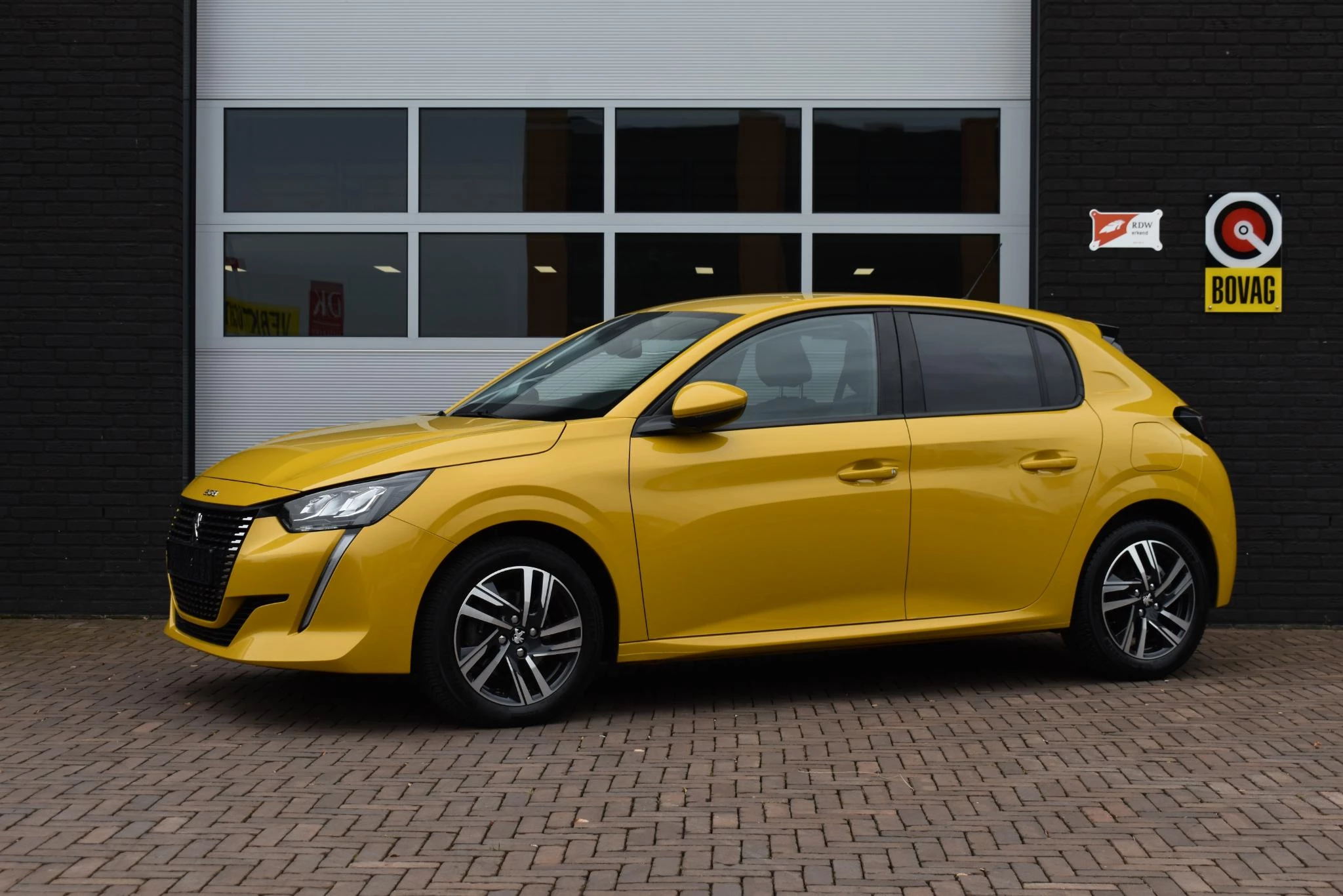 Hoofdafbeelding Peugeot 208
