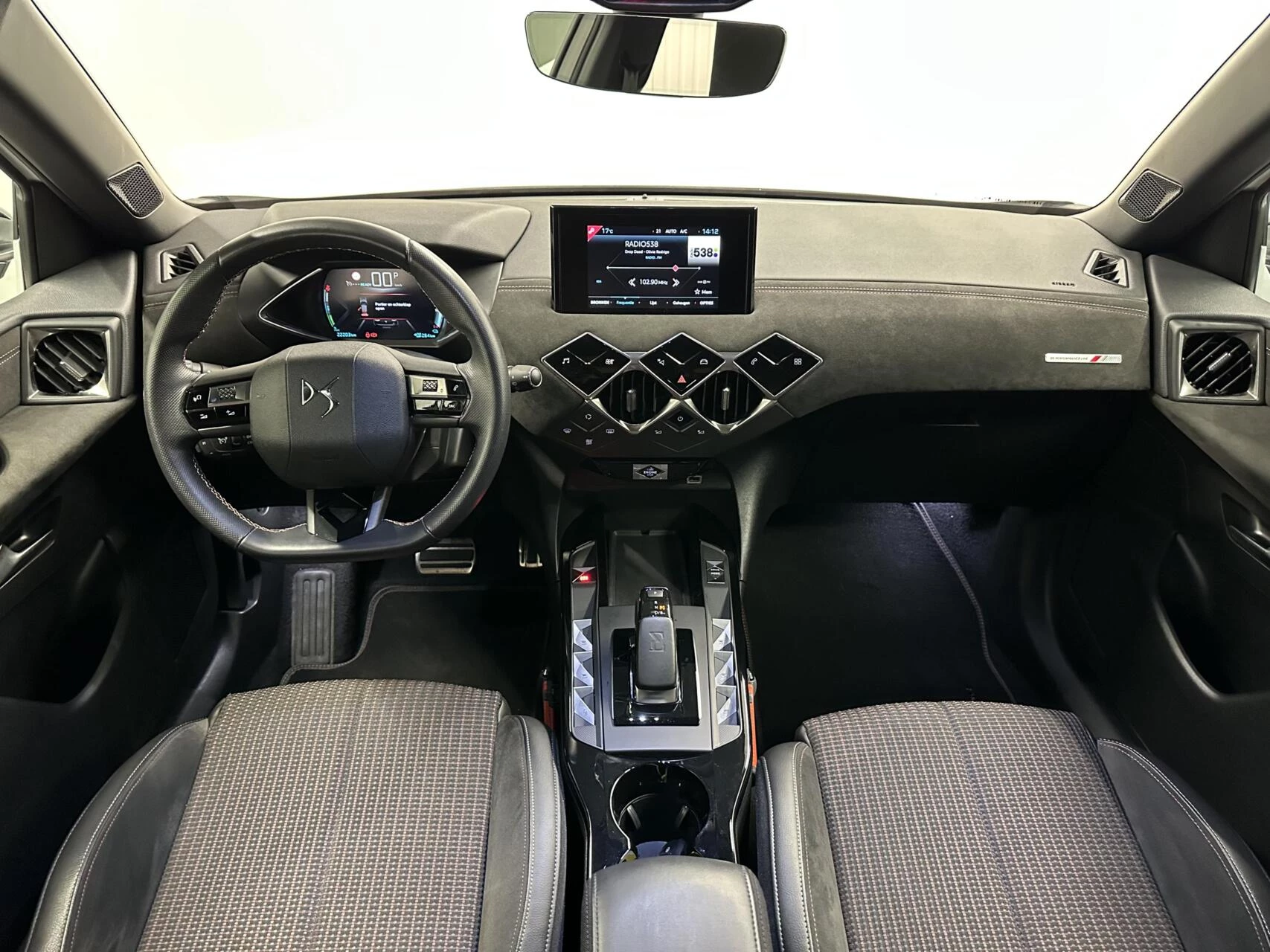 Hoofdafbeelding DS DS 3