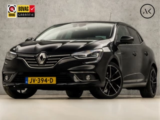 Hoofdafbeelding Renault Mégane Renault Mégane 1.2 TCe Bose (VIRTUAL COCKPIT, GROOT NAVI, HEAD-UP DISPLAY, CAMERA, LEDER, SPORTSTOELEN, GETINT GLAS, LANE ASSIST, BOSE AUDIO, NIEUWE APK, NIEUWSTAAT)