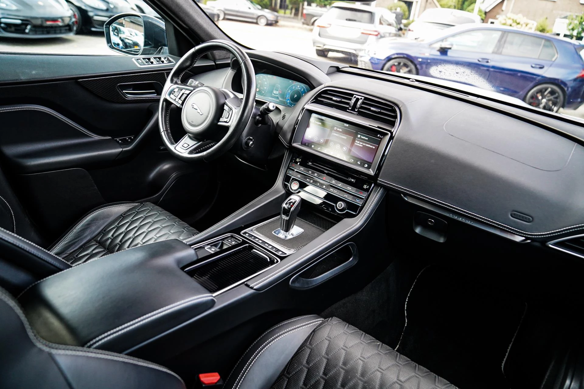 Hoofdafbeelding Jaguar F-PACE