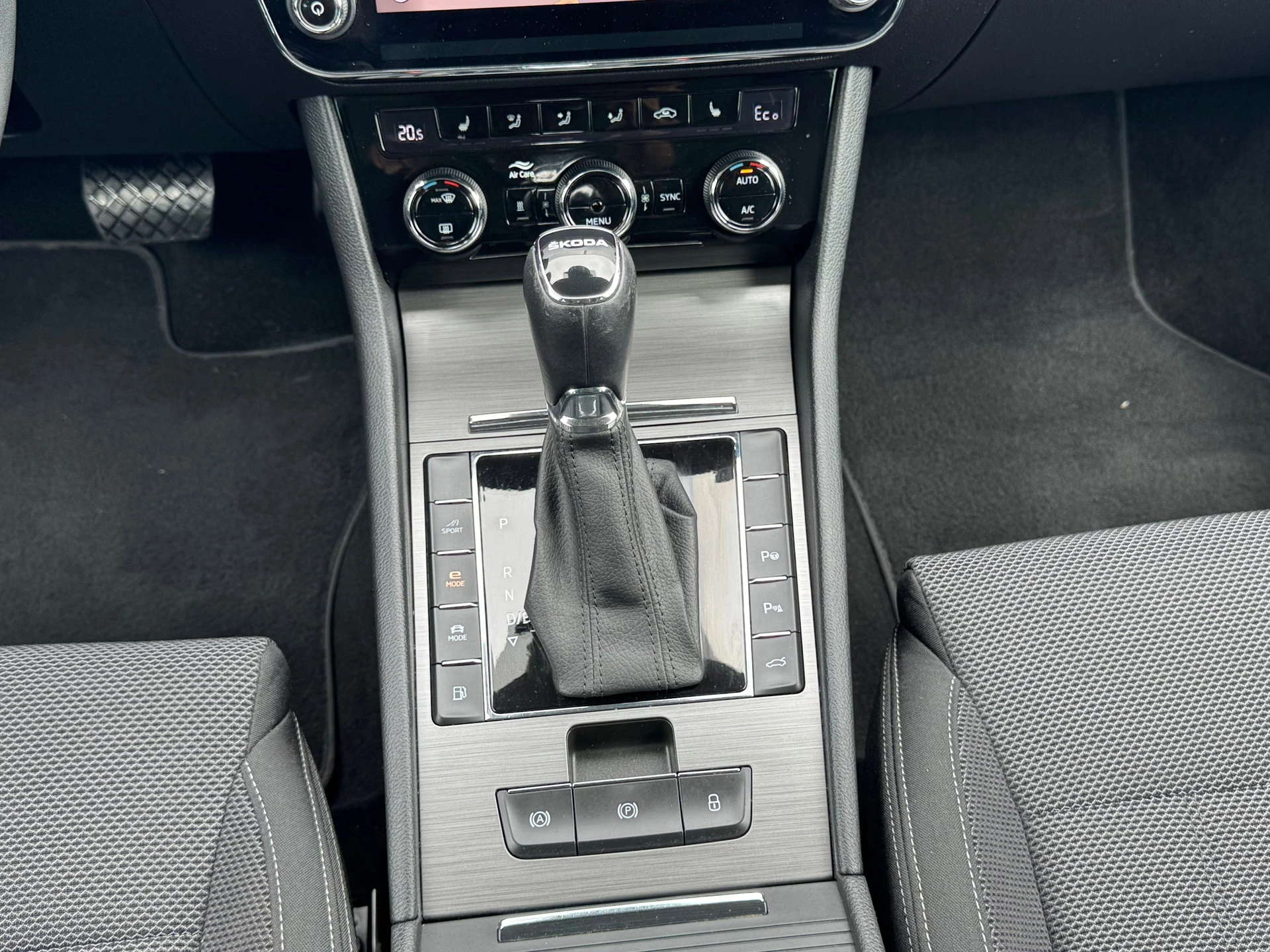 Hoofdafbeelding Škoda Superb