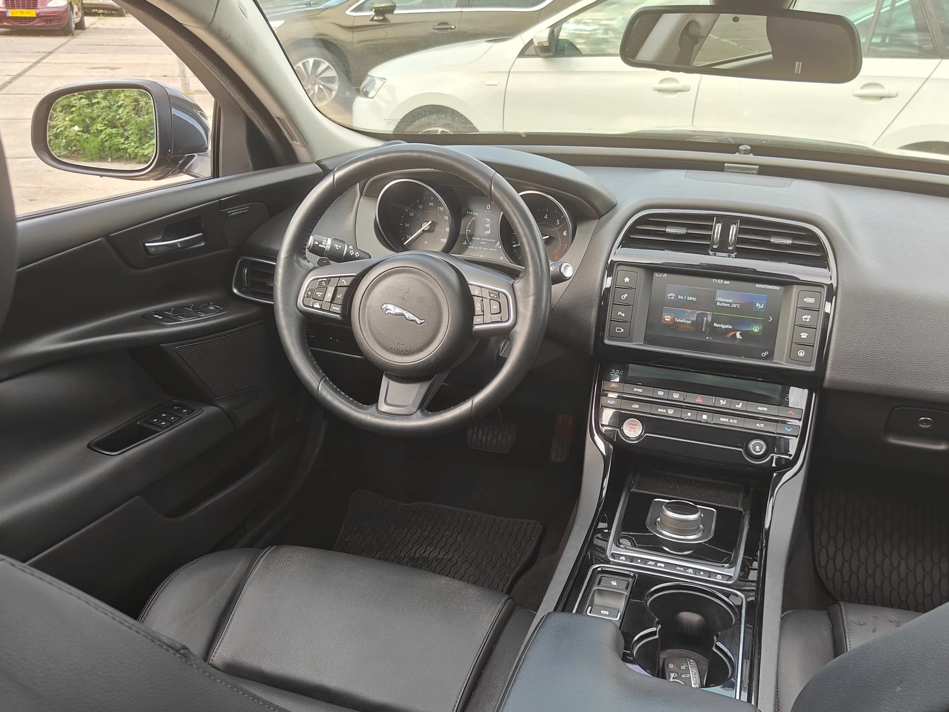Hoofdafbeelding Jaguar XE