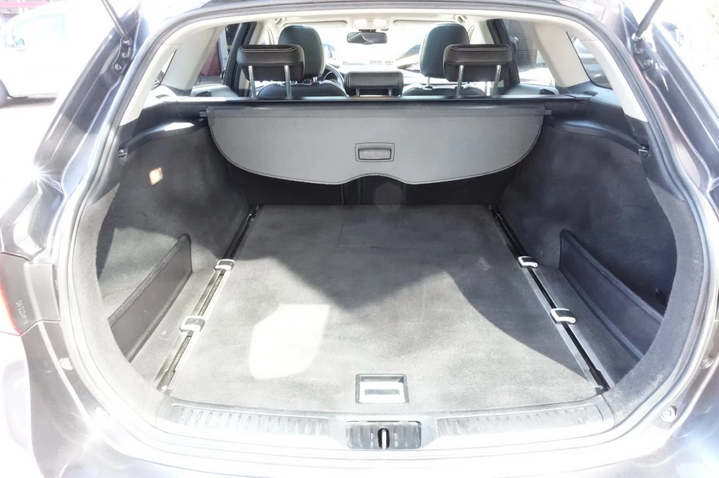Hoofdafbeelding Toyota Avensis