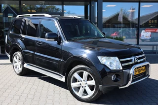 Hoofdafbeelding Mitsubishi Pajero Mitsubishi Pajero 3.2 DID 5DRS INSTYLE A/T VAN MARGE