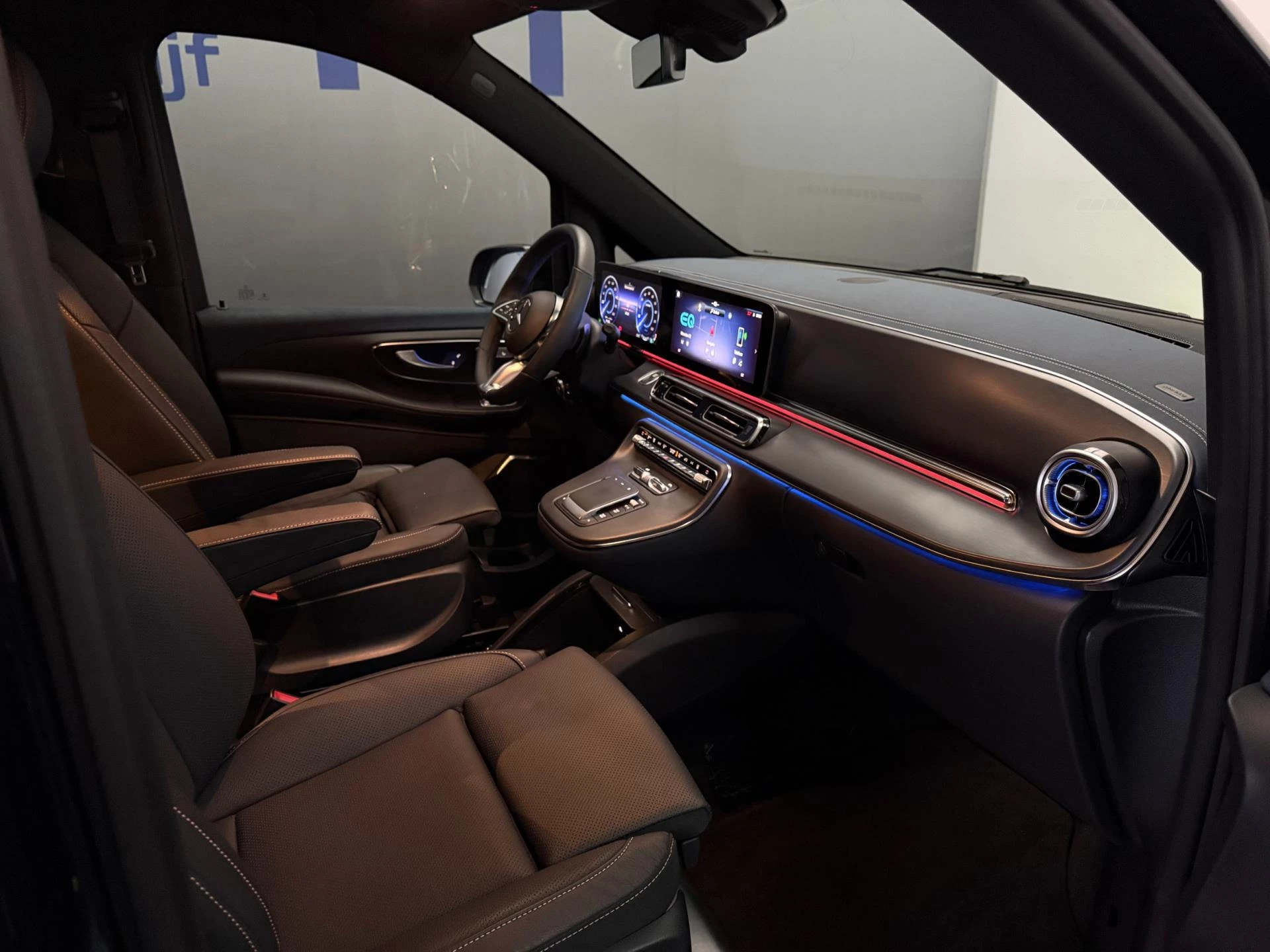 Hoofdafbeelding Mercedes-Benz EQV