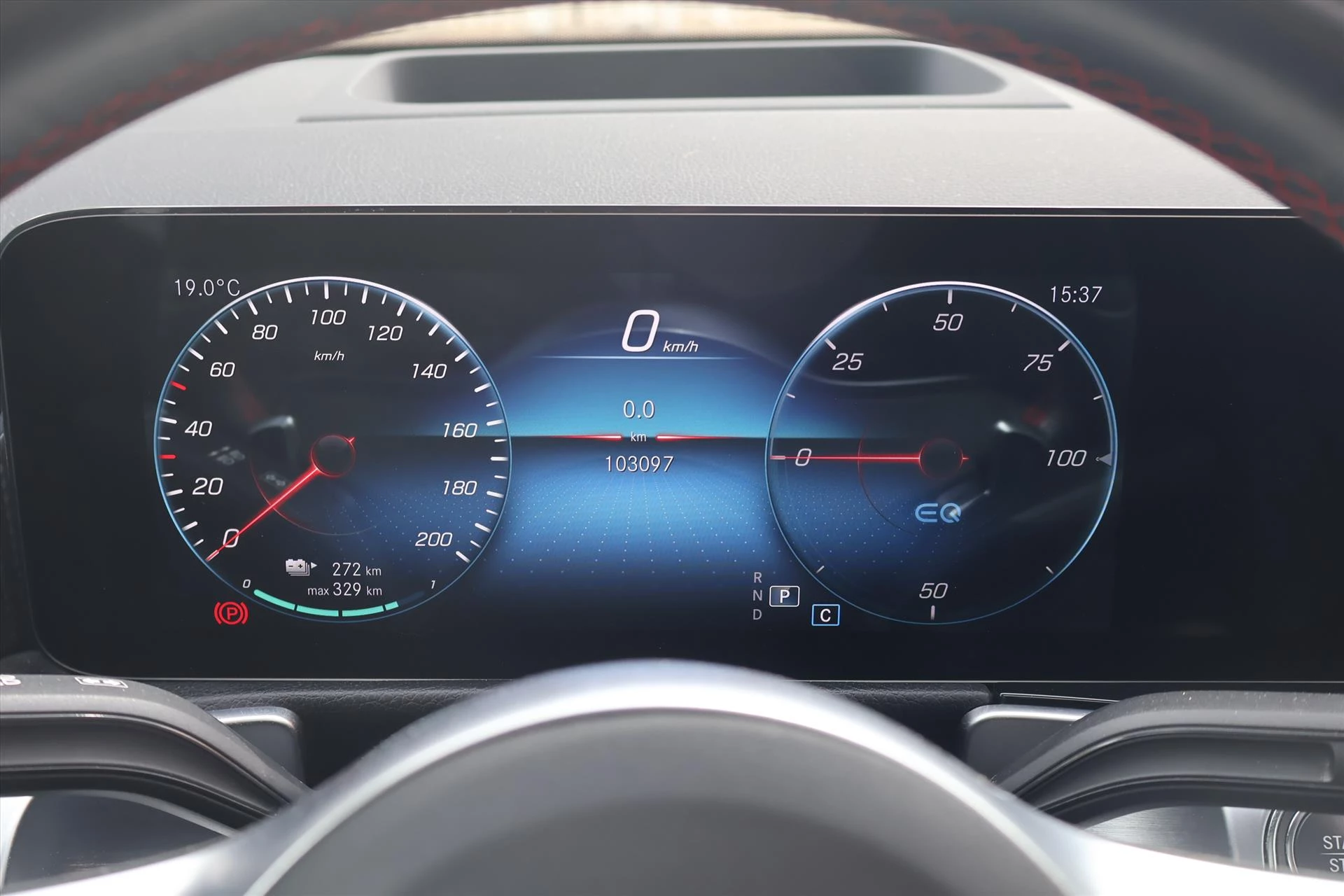 Hoofdafbeelding Mercedes-Benz EQB