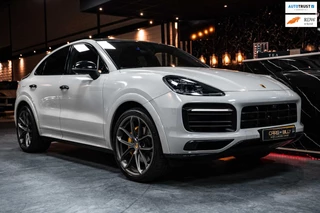Hoofdafbeelding Porsche Cayenne Porsche Cayenne Coupé 3.0 E-Hybrid FULL|WRAP|BOSE|MASSAGE