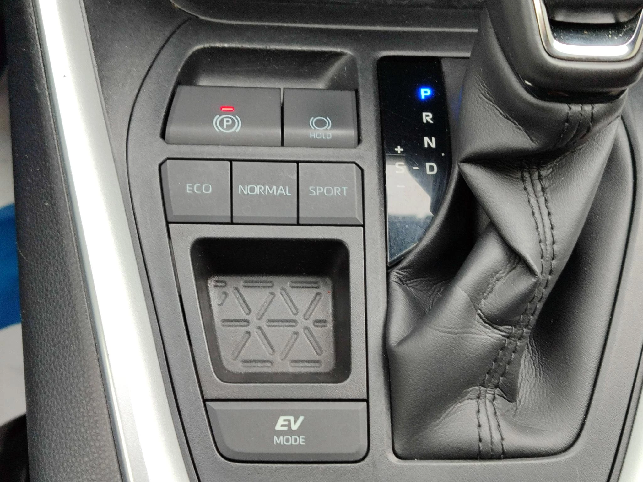 Hoofdafbeelding Toyota RAV4