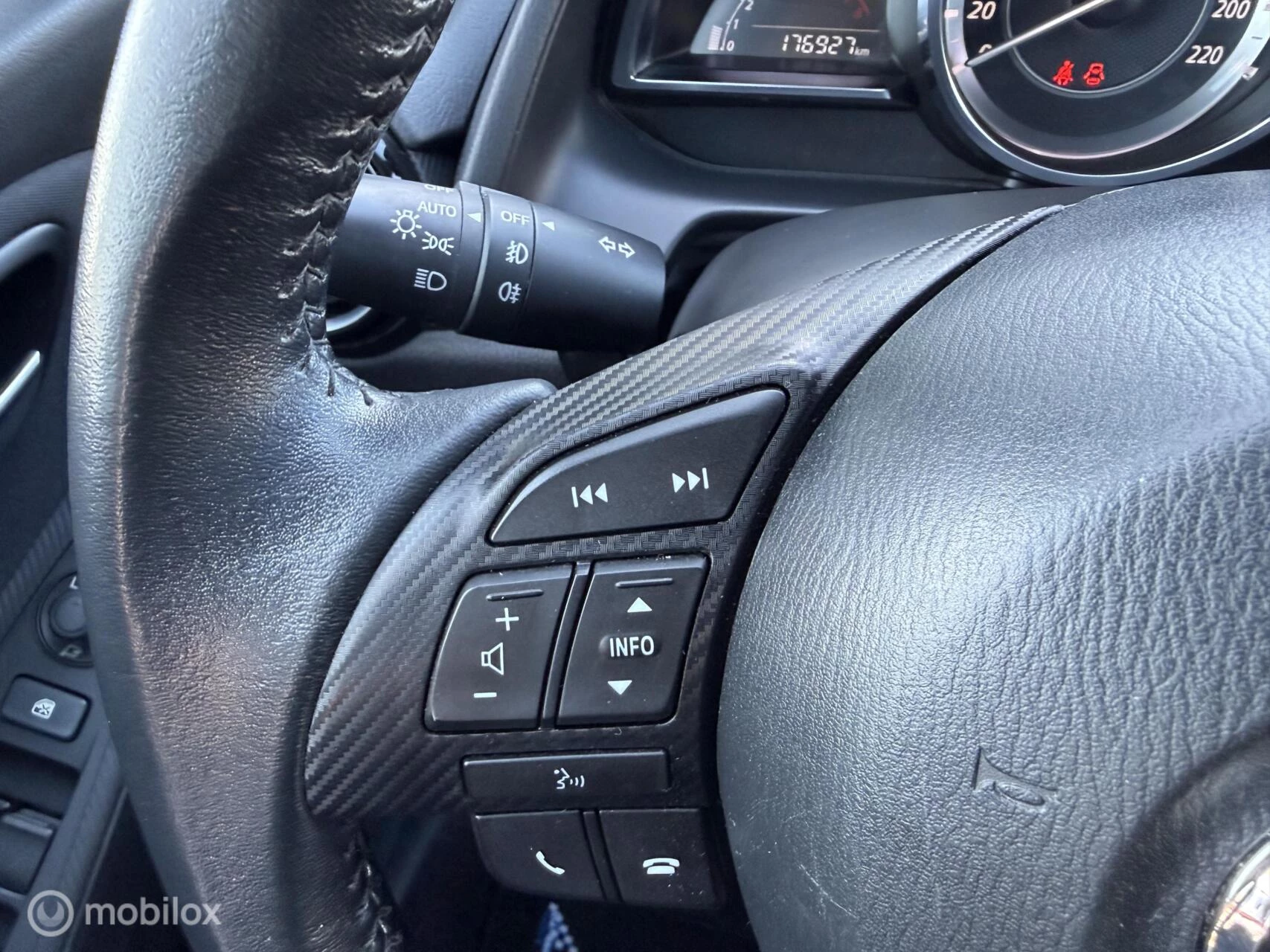 Hoofdafbeelding Mazda 2