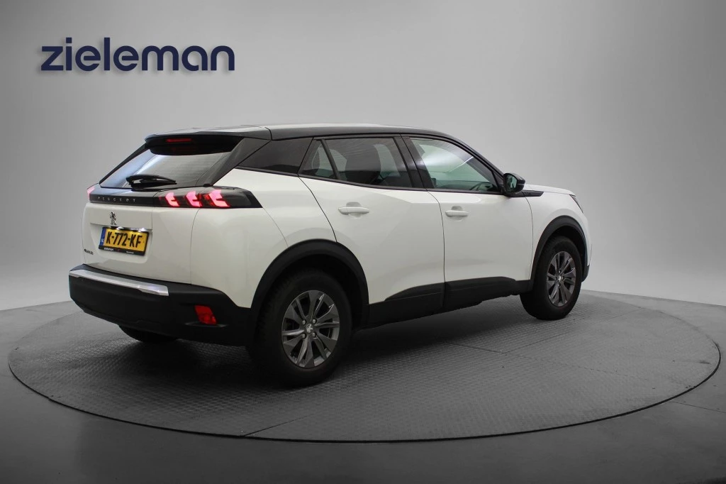 Hoofdafbeelding Peugeot e-2008