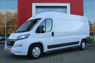 Hoofdafbeelding Fiat E-Ducato Fiat E-Ducato 3.5T L3H2 79 kWH AUTOMAAT | NAVIGATIE | CLIMATE CONTROL | PARKEERSENSOREN | ACHTERUITRIJ CAMERA | DODEHOEK DETECTIE |  LANE ASSIST | LEDER STUURWIEL | BUMPERS IN CARROSERIE KLEUR |