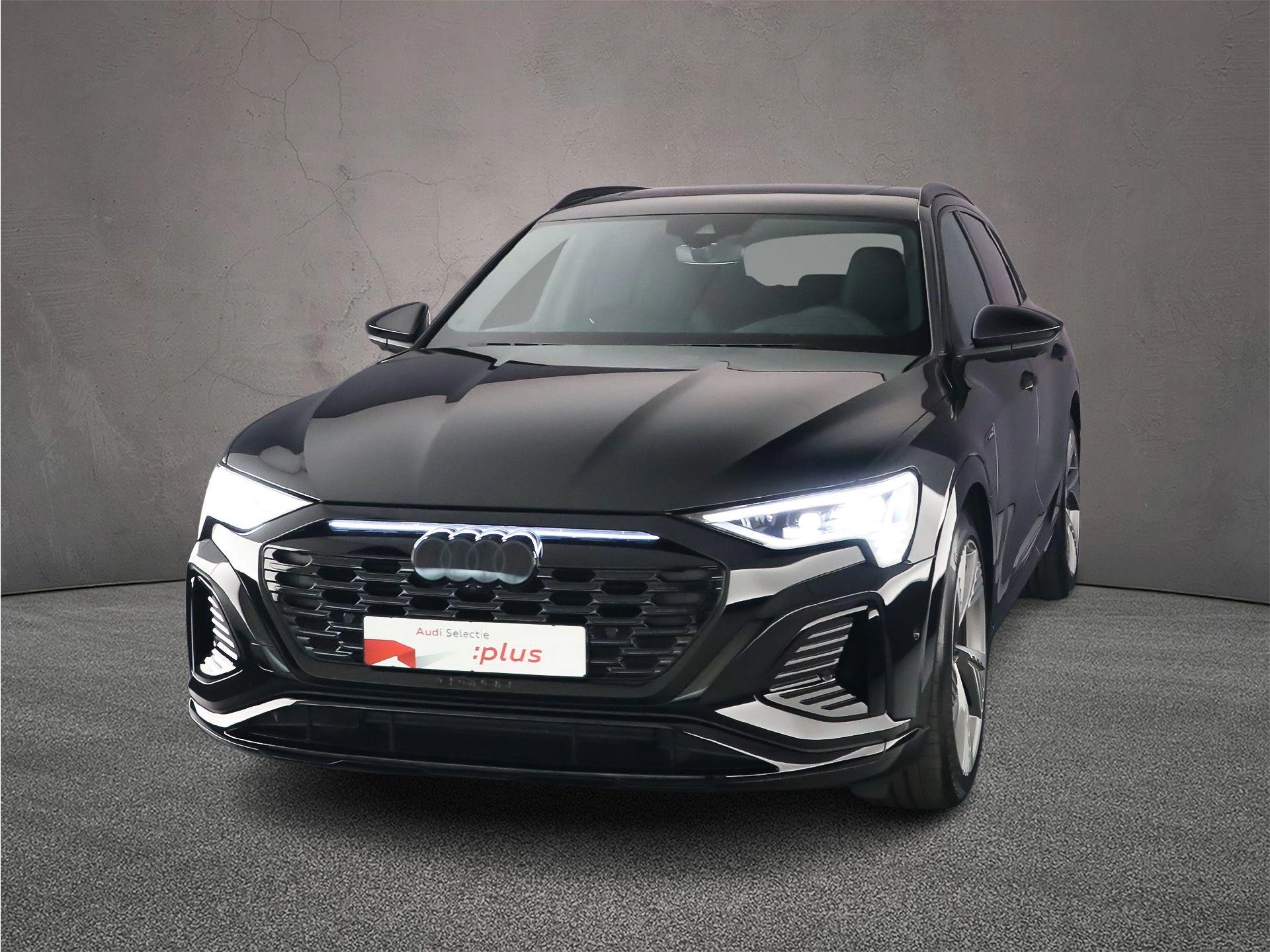 Hoofdafbeelding Audi Q8 e-tron
