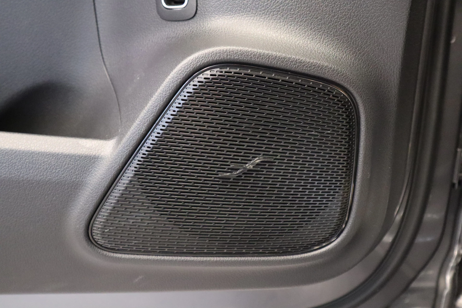 Hoofdafbeelding Mercedes-Benz EQA