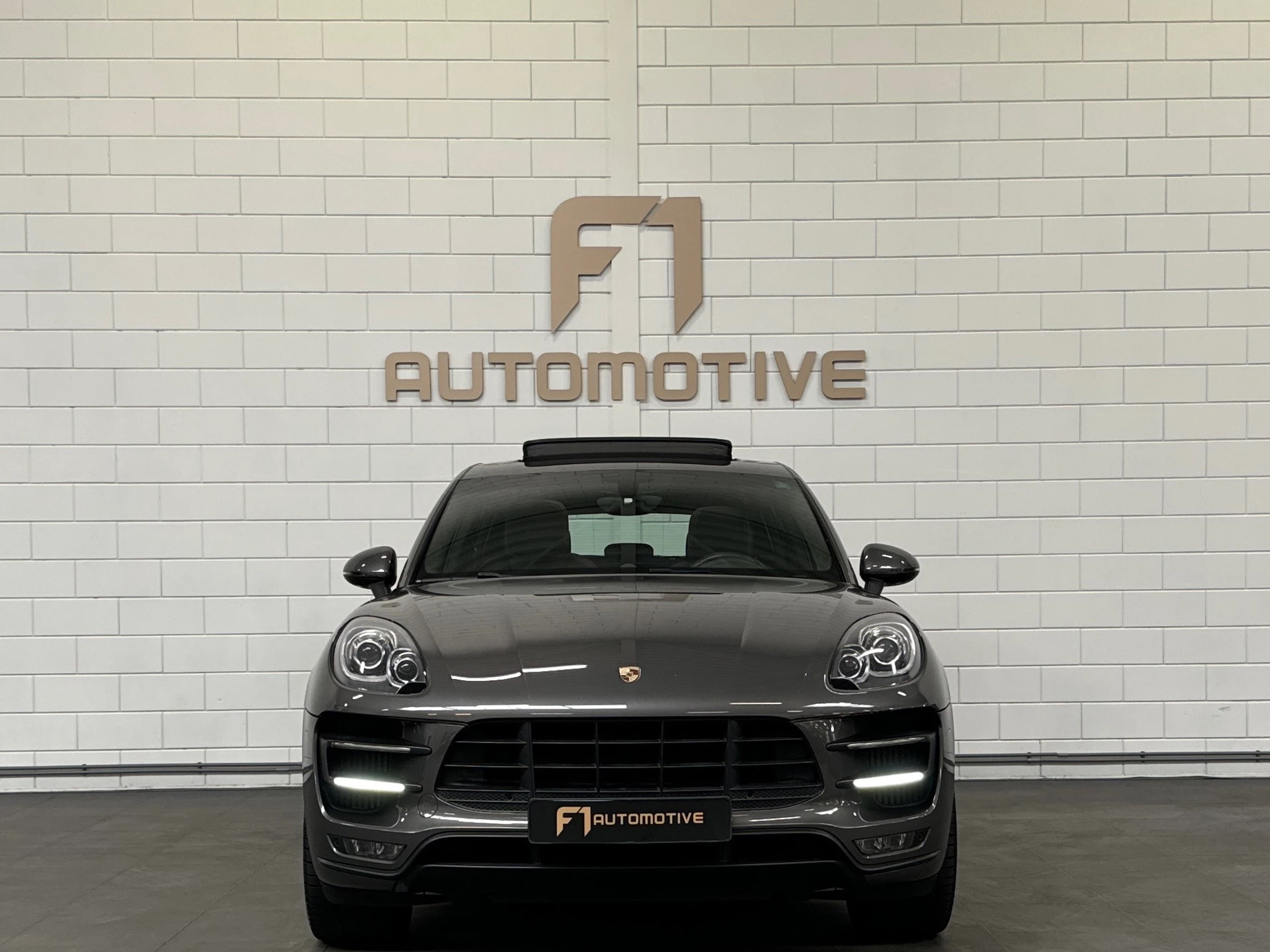 Hoofdafbeelding Porsche Macan